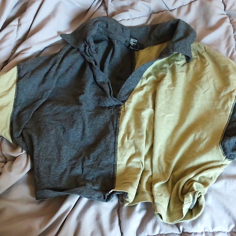 Forever 21 Split Green and Grey Crop Top, Large